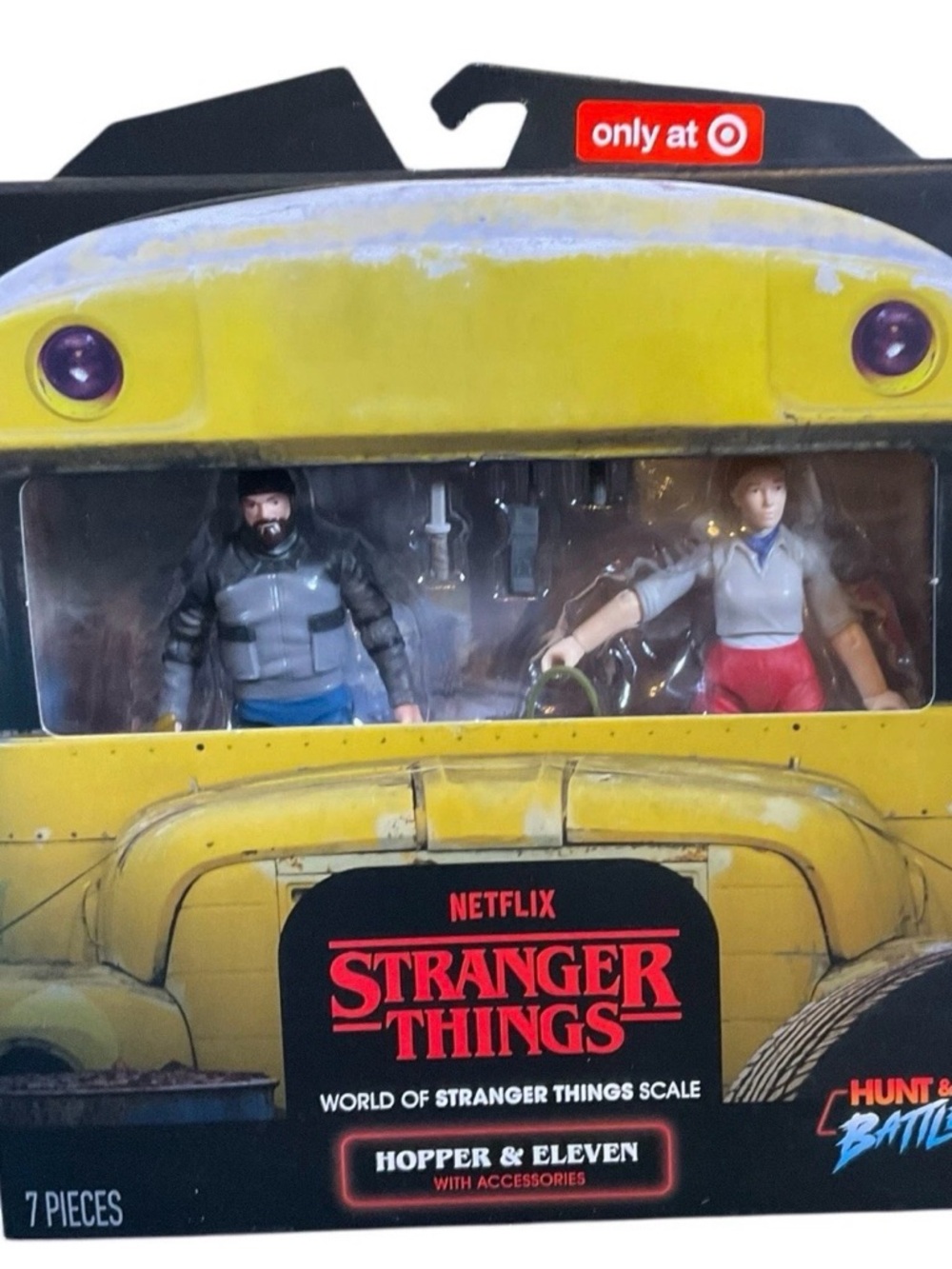 Netflix Stranger Things Hopper & Eleven Action Figure Set - Yellow - Picture 2 of 10